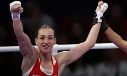 Ringde büyük başarı: Buse Naz Çakıroğlu yarı finale yükseldi!