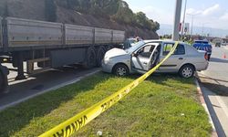 Tır ile otomobilin çarpıştığı kazada 1 kişi hayatını kaybetti
