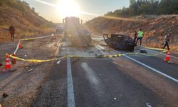 Trafik faciası: Araçlar alev aldı, 3 ölü, 5 yaralı!