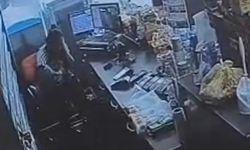 Akaryakıt istasyonunda dehşet: Eski eşini kucağındaki bebeğiyle birlikte bıçakladı