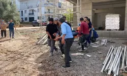 18 yaşındaki işçi, ikinci kattan asansör boşluğuna düşerek yaralandı