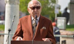 İzmir'de eğitim camiasının en önemli isimlerinden Yusuf Ziya Ulusoy vefat etti