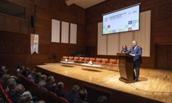 Başkan Tugay, kentin geleceği "İzmirNİP2054"ü tanıttı