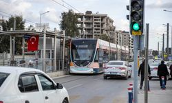 Çiğli Tramvay hattında kaza: Dış hat seferleri durdu!