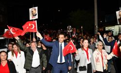 Çiğli'de Cumhuriyet coşkusu sokaklara taştı