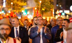 Cumhuriyet sevinci tüm Narlıdere'yi sardı