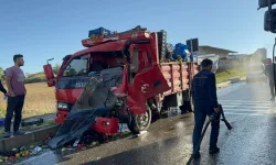 Ehliyetsiz sürücü zincirleme kazaya neden oldu