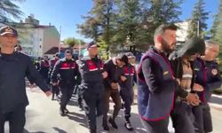 Gündüz çoban, gece hırsız! 2 bin 750 saatlik kamera incelemesiyle yakalandılar, 9 tutuklama