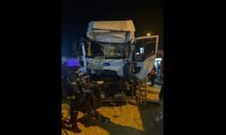 İki tırın çarpıştığı kazada 1 kişi hayatını kaybetti