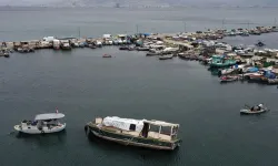İzmir Büyükşehir’den Karşıyaka’da kaçak iskele kararı: Tek tek yıkılacaklar!