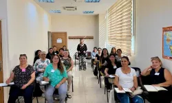 İzmir Örnekköy Kadın Dayanışma Merkezi'nde dil kursları başladı