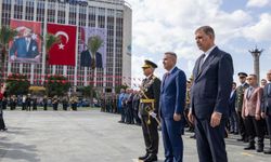 İzmir’de 29 Ekim Cumhuriyet Bayramı kutlamaları başladı