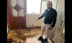 İzmir’de şebeke borusu patladı: Bir ailenin evi yaşanmaz hale geldi