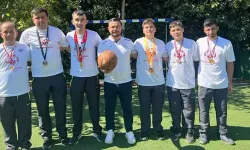 İzmir’in engelli basketbolcuları Türkiye şampiyonu oldu