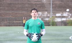 Menemen FK'lı genç kaleci Alp'e talip çok