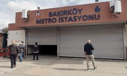 Metro istasyonunda raylara atlayan yolcu intihar etti