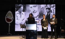 Nazım Hikmet'in dizeleri Kuşadası'nda yankılandı