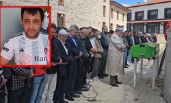 Feci kazada hayatını kaybeden öğretmen son yolculuğuna uğurlandı