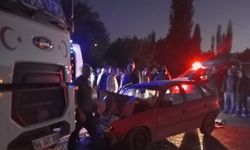 Hafriyat kamyonu ile otomobil çarpıştı: 1 ölü 1 yaralı