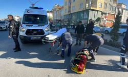 Otomobilin çarptığı kadın yaya yaralandı