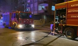 Panik anları: Binanın bodrum katında yangın çıktı, 4 çocuk hastaneye kaldırıldı