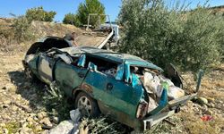 Şarampole uçan araçta feci son: Yaşlı çift yaşamını yitirdi!