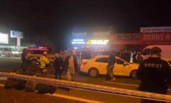 Silahlı saldırgan 2 kişiyi öldürüp 7 kişi yaraladı
