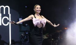 SON DAKİKA | Şarkıcı İrem Derici gözaltına alındı