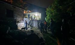 İzmir Tire’de aile faciası: Baba, oğlunu öldürüp eşini yaraladı!