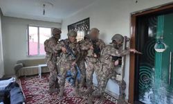 Torbacılara büyük darbe: Çok sayıda yasaklı madde ve silah ele geçirildi!