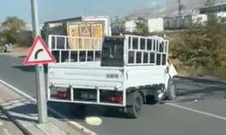 Trafik faciası: Hafriyat kamyonu ile kamyonet çarpıştı, 1 ölü