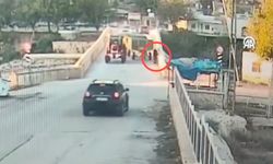 Traktörden ayrılan römork köprüde yürüyen şahsa çarptı: 1 ölü