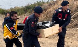 Vatandaşların ihbarıyla ortaya çıktı: Nehirde çürümüş erkek cesedi bulundu