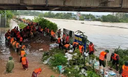 Vietnam’da Matmo Tayfunu can aldı: 8 ölü, bilanço ağırlaşıyor