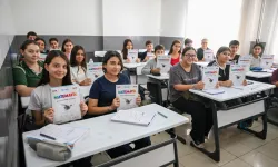 Bornova Belediyesi’nden 2 Bin Öğrenciye Ücretsiz Eğitim ve Kaynak Desteği