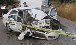 Yağış sonrası feci kaza: 1 ölü, 2 yaralı