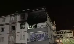 4 katlı binada patlama meydana geldi