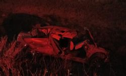 6 yaşındaki çocuk otomobilin traktöre çarptığı kazada hayatını kaybetti