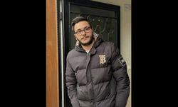 Arızalı araca yardım eden genç, otomobilin çarpmasıyla hayatını kaybetti