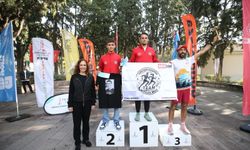 Karşıyaka'da yüzlerce Atatürk sevdalısı Ata’dan Ana’ya koştu!