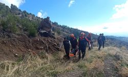 Avlanmaya giden kişi kayalıklardan düşerek hayatını kaybetti