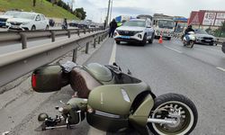 Bariyerlere çarpan motosiklette 1 kişi öldü, 1 kişi yaralandı