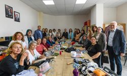 Başkan eşlerinden Bayraklı'da anlamlı buluşma