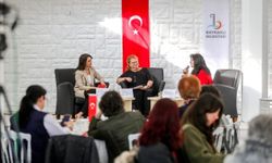 Bayraklı'da 25 Kasım buluşması: Yerel eşitlik politikaları masaya yatırıldı