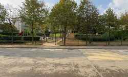 Çöp kamyonunun çarptığı belediye işçisi yaşamını yitirdi