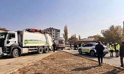 Çöp kamyonunun çarptığı kadın hayatını kaybetti