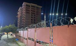 Üzerine 700 kilogram ağırlığındaki demir kalıp düşen işçi hayatını kaybetti