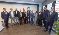 İzmir yerel basınından Abdulkadir Çay'a ziyaret