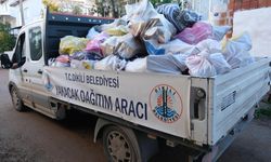 Dikili Belediyesi’nden ihtiyaç sahiplerine yakacak desteği