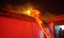 Geceyi kabusa çeviren yangın: Bir ev dakikalar içinde alev topuna döndü!